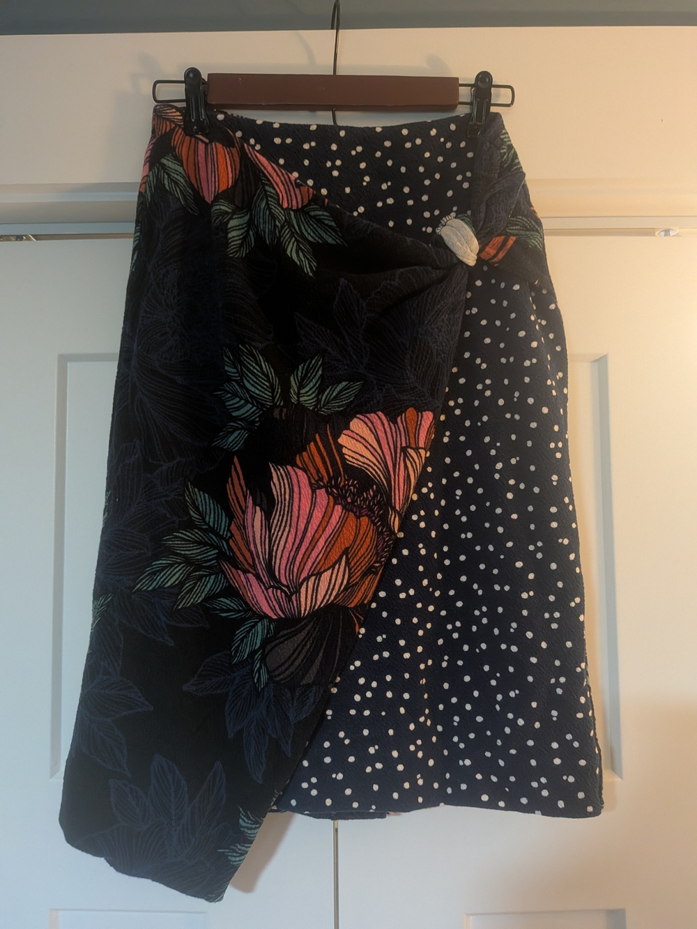 Anthropologie Petal Pop Pencil SkirtBlue Floral Faux Wrap Polka Dot Size S Maeve